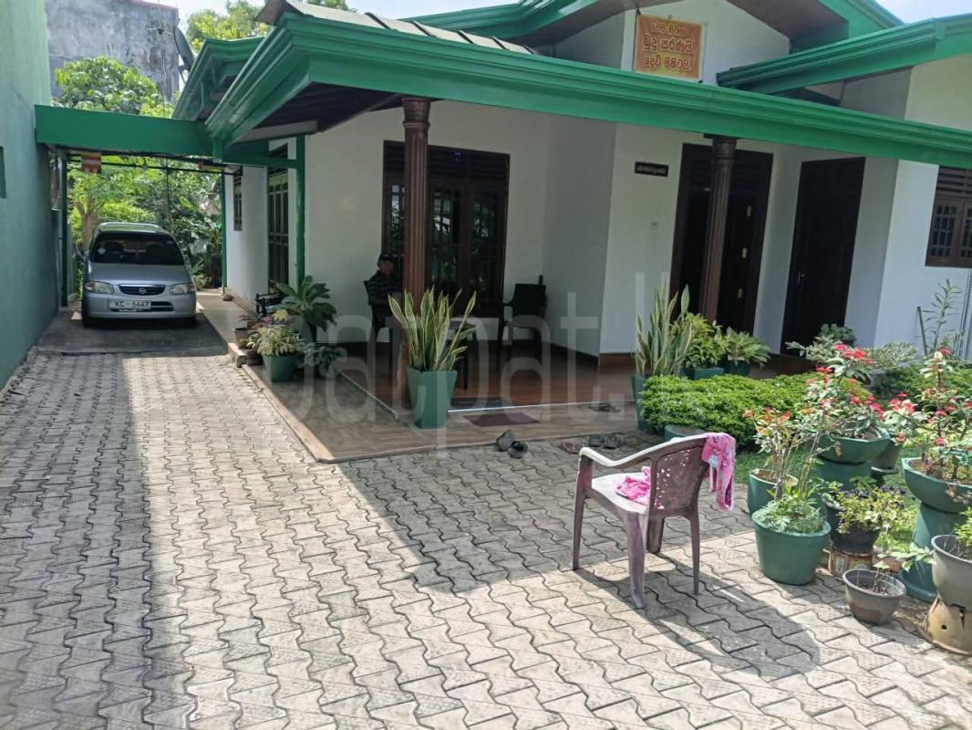 House for Sale in Kadawatha ads-image-1