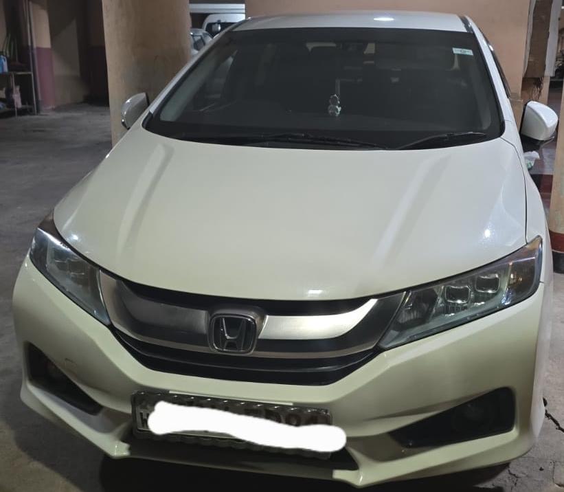 Honda Grace 2017 - பயன்படுத்தப்பட்டது கார் sale in Sri Lanka - patpat.lk