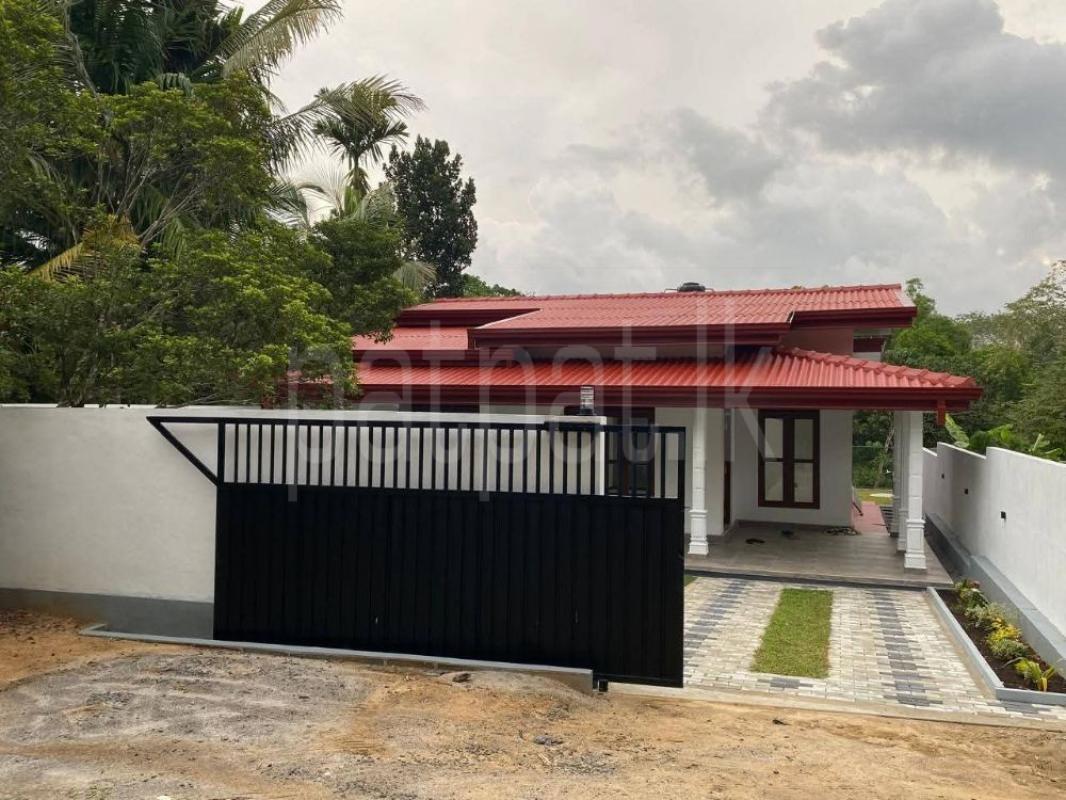 House for Sale in Homagama ads-image-1