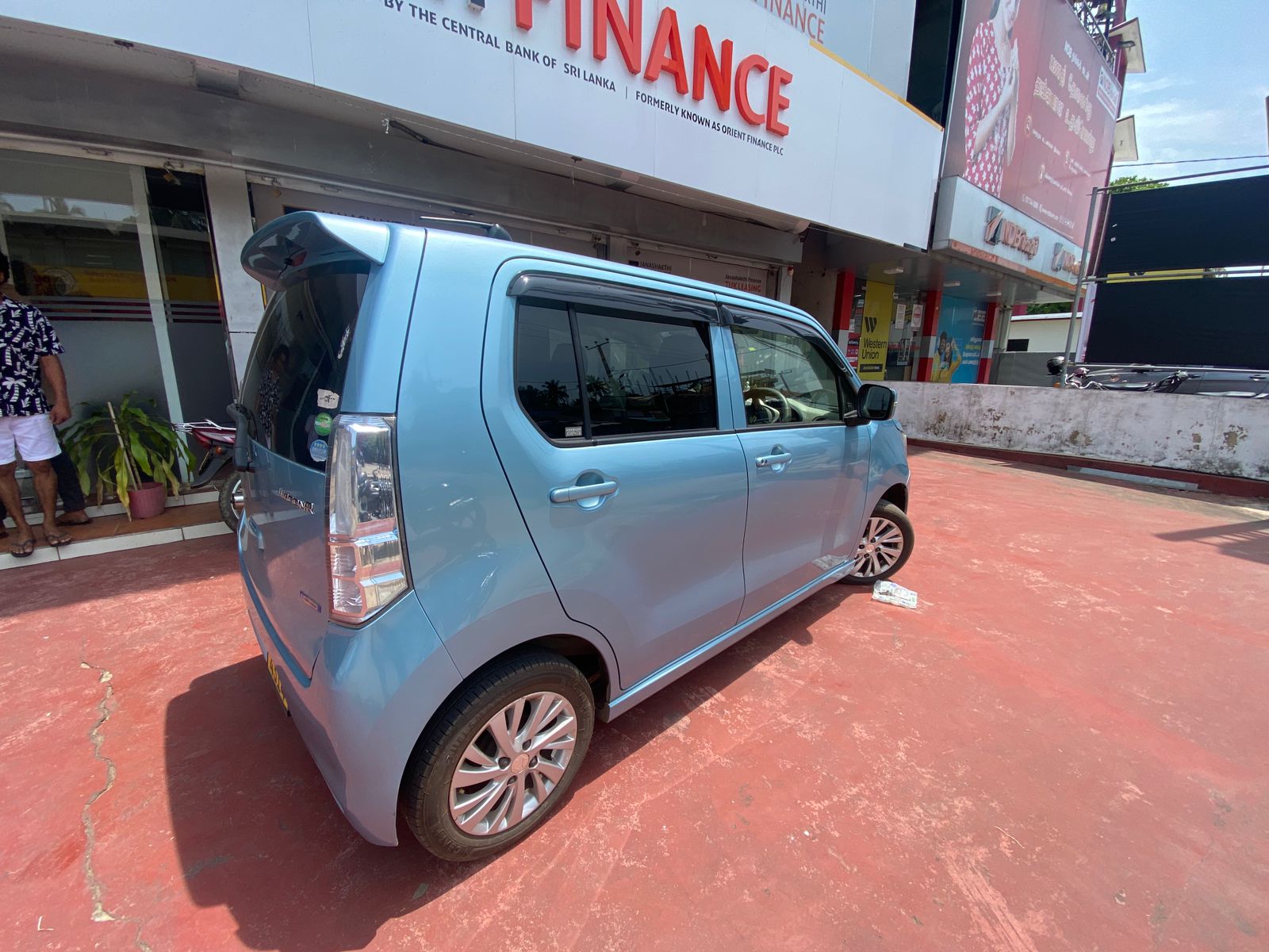 Suzuki Wagon R 2014 - பயன்படுத்தப்பட்டது கார் sale in Sri Lanka - patpat.lk