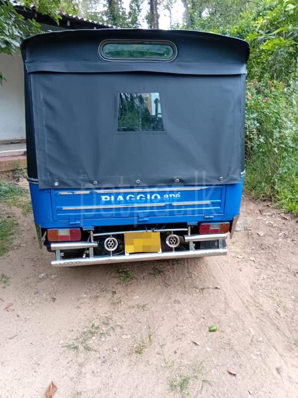 Piaggio Three Wheel 2011 - Used Three wheeler sale in Sri Lanka - patpat.lk