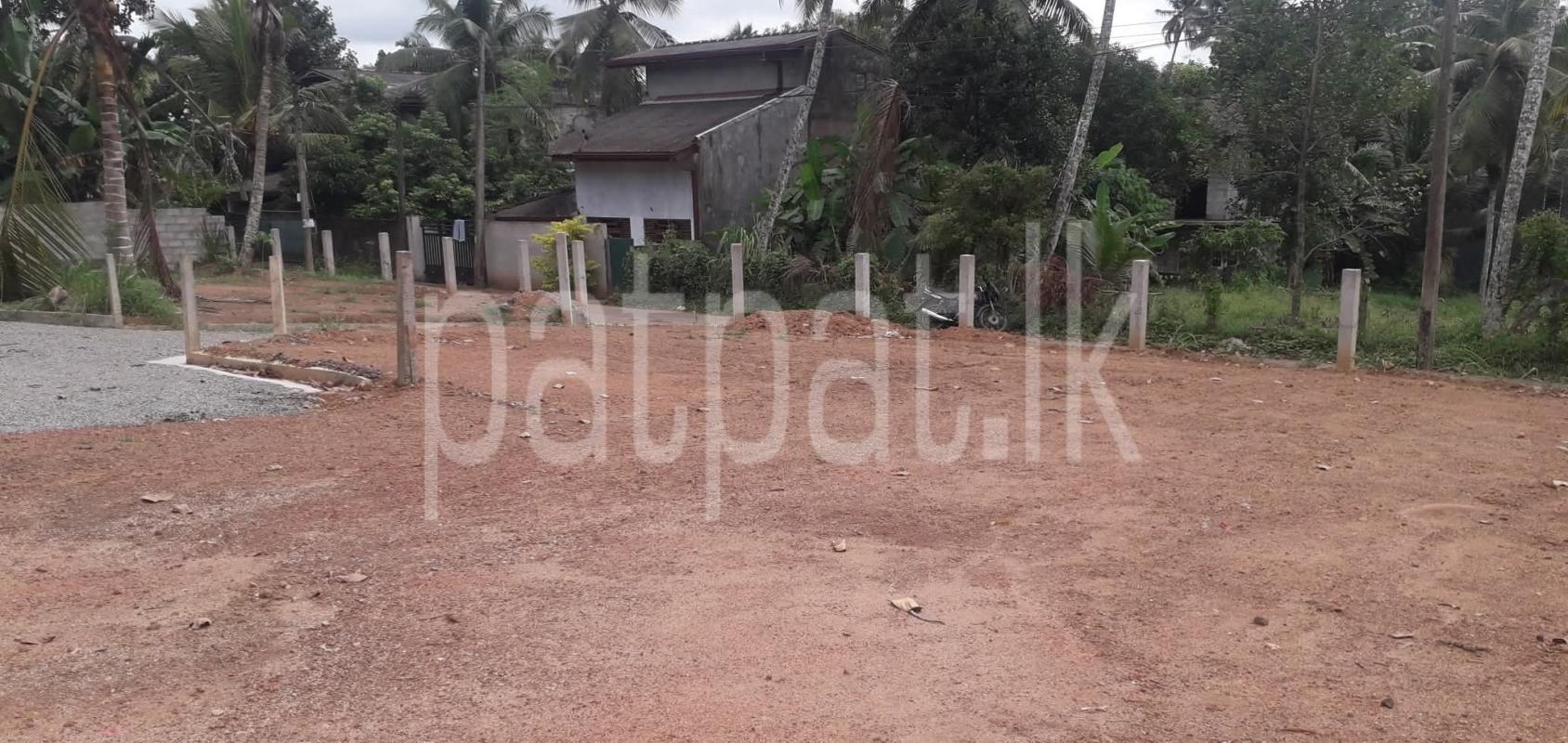 Commercial Land for Sale in Homagama