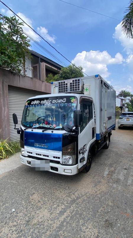 Advertisement image 1