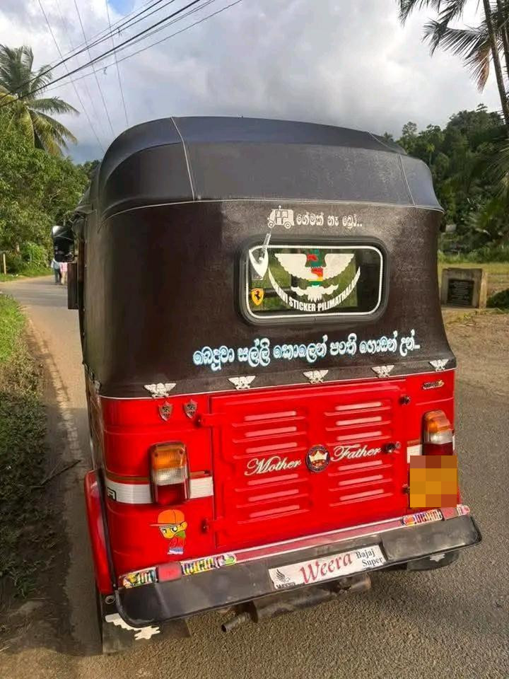 Bajaj 4 stroke 2011 - பயன்படுத்தப்பட்டது முச்சக்கர வண்டி sale in Sri Lanka - patpat.lk