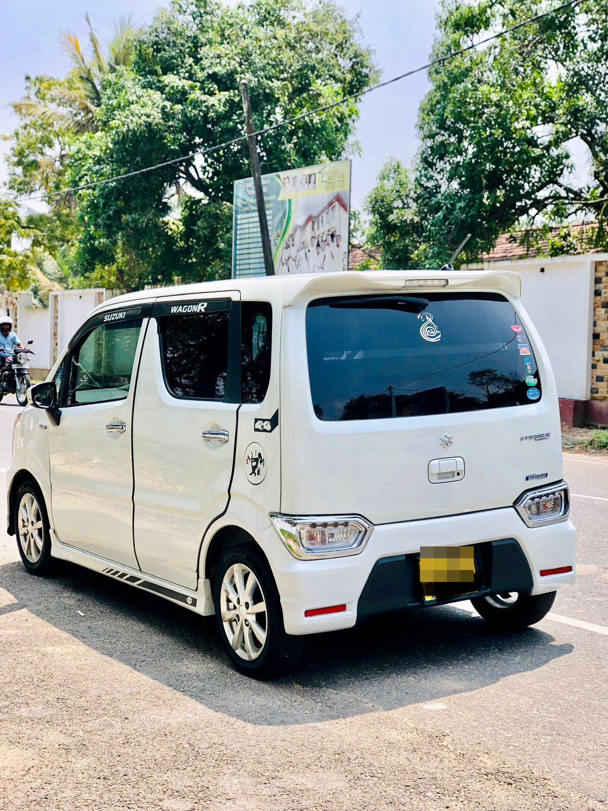 Advertisement image 6