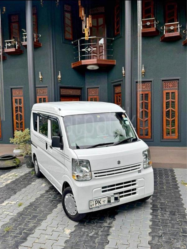 Advertisement image 1