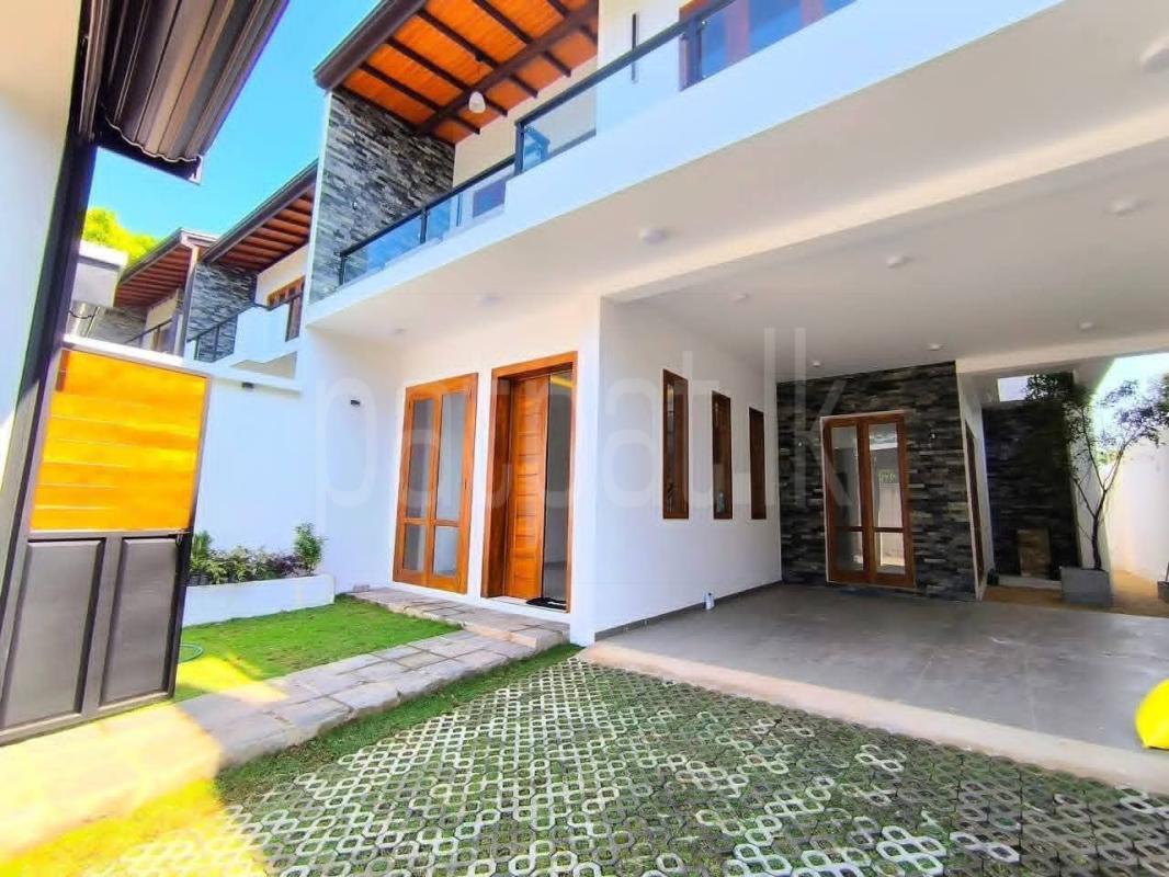 House for Sale in Malabe ads-image-1