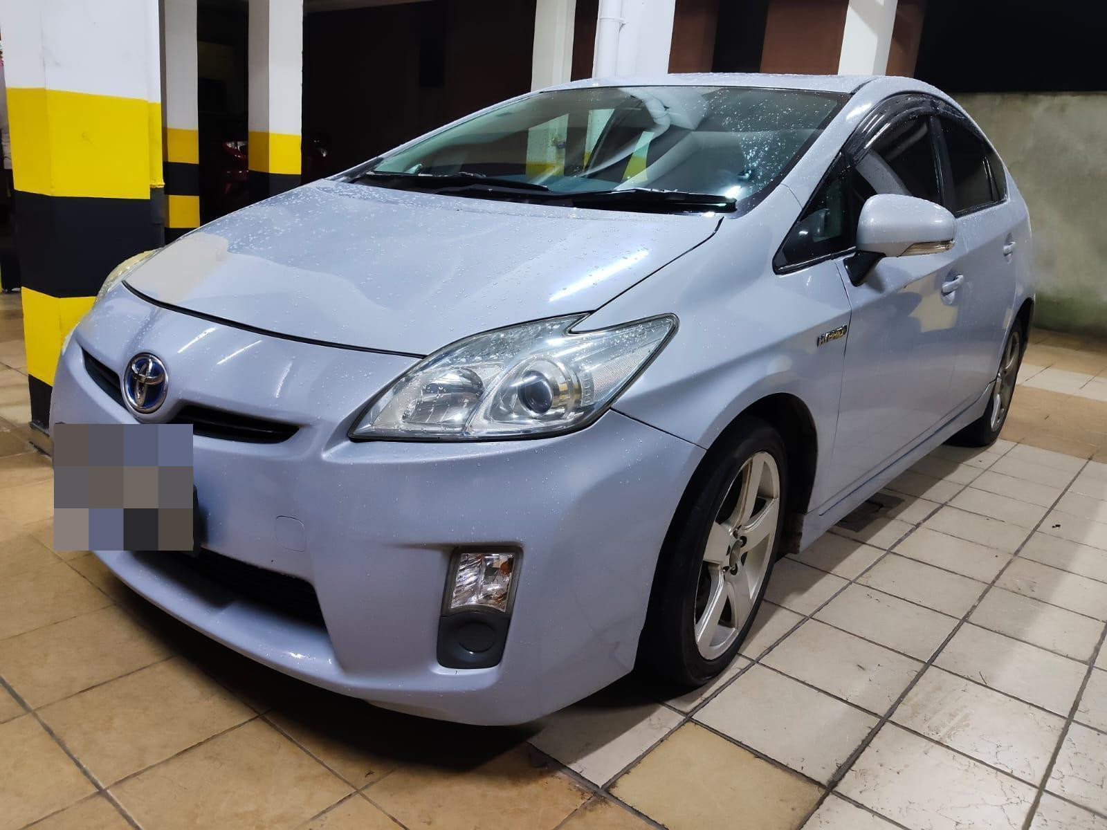 Toyota PRIUS S TOURUING 2011 - பயன்படுத்தப்பட்டது கார் sale in Sri Lanka - patpat.lk