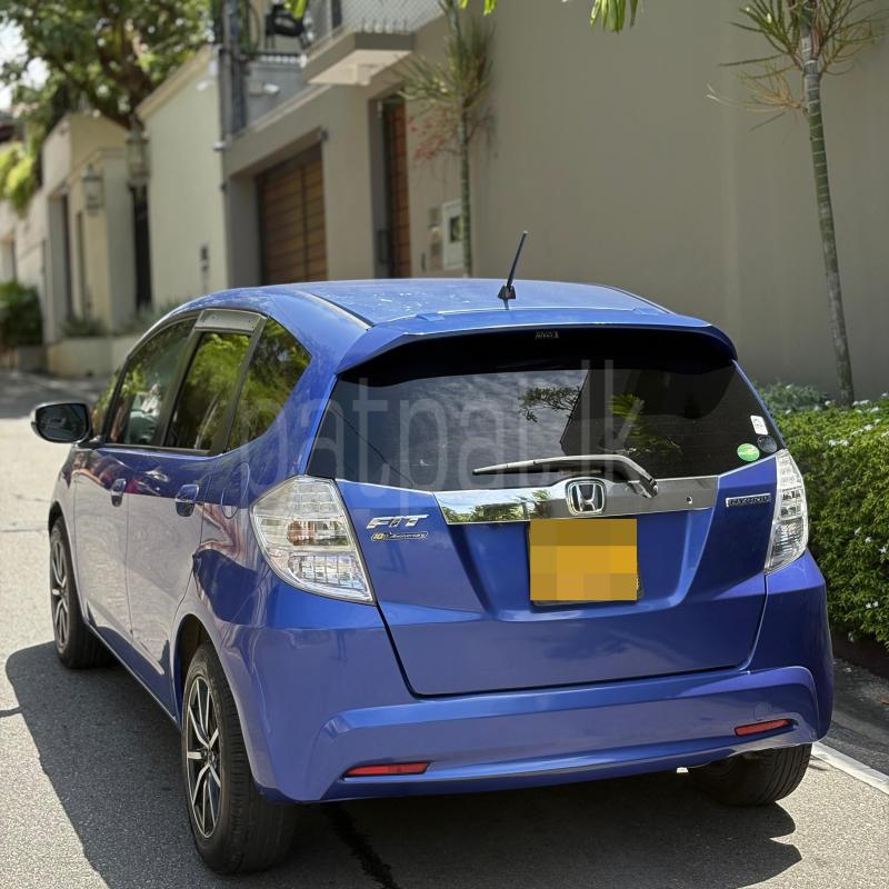 Advertisement image 6