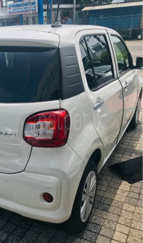 Advertisement image 4