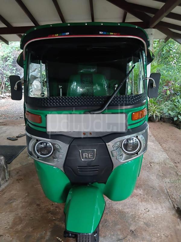 Bajaj Three Wheel 2018 - பயன்படுத்தப்பட்டது முச்சக்கர வண்டி sale in Sri Lanka - patpat.lk