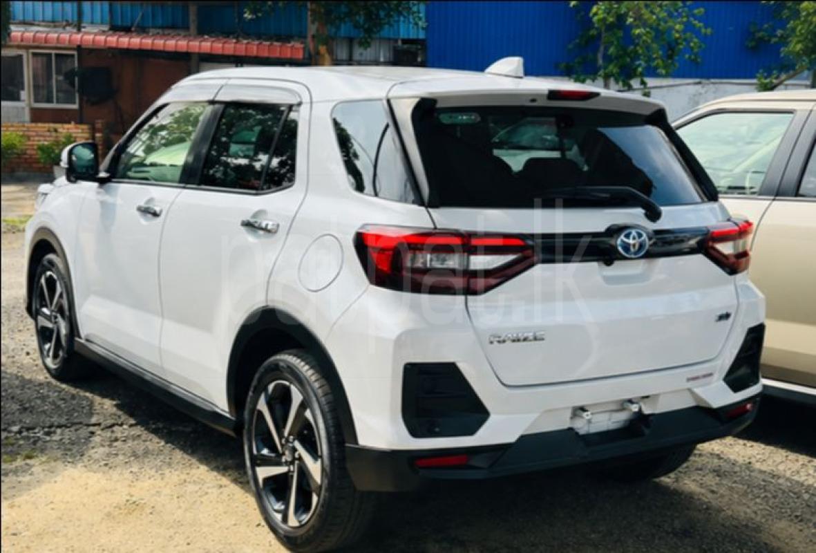 Toyota Raize 2025 - சான்றளிக்கப்பட்டது SUV sale in Sri Lanka - patpat.lk