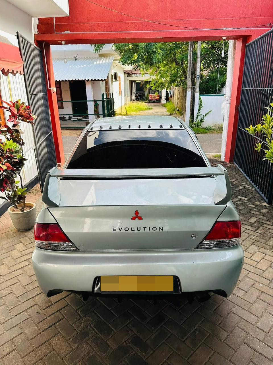 Mitsubishi Lancer 2001 - Used Car sale in Sri Lanka - patpat.lk