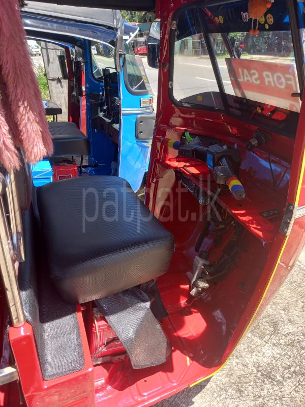 Bajaj Three Wheel 2007 - பயன்படுத்தப்பட்டது முச்சக்கர வண்டி sale in Sri Lanka - patpat.lk