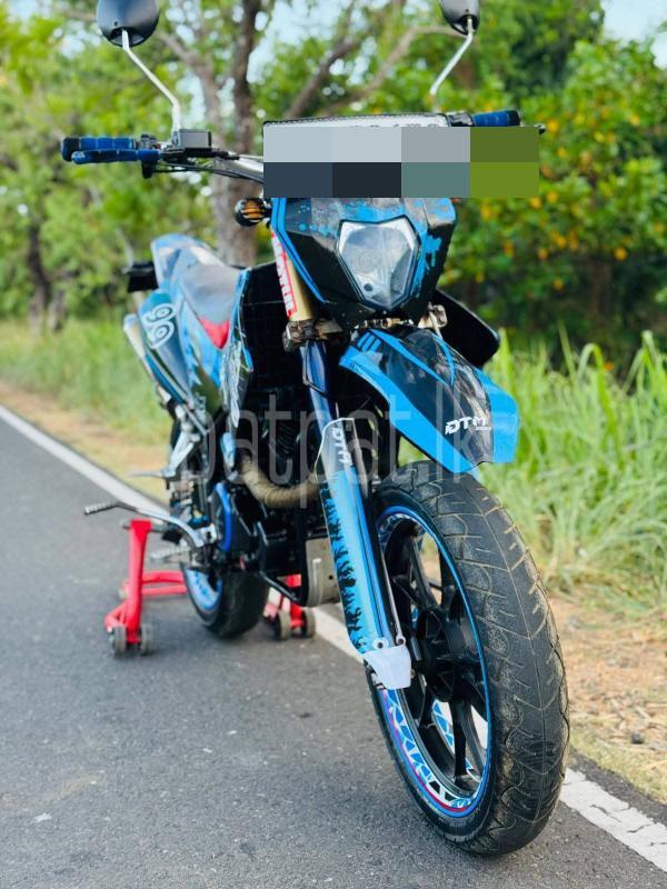 Advertisement image 6