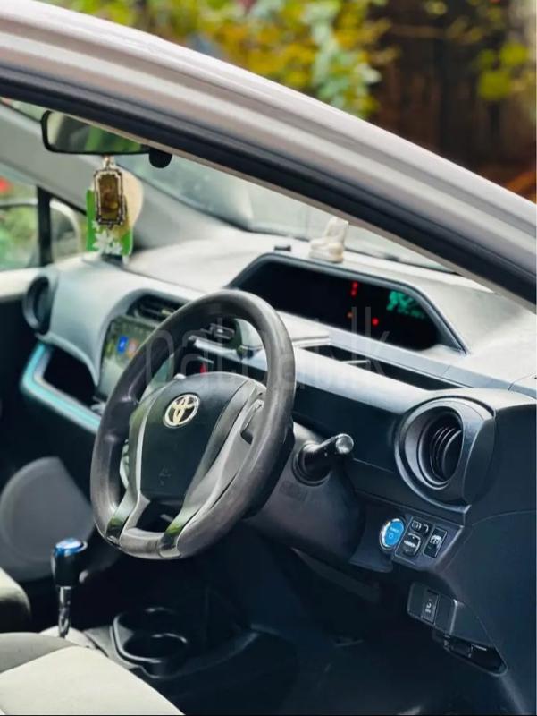 Toyota Aqua 2013 - பயன்படுத்தப்பட்டது கார் sale in Sri Lanka - patpat.lk