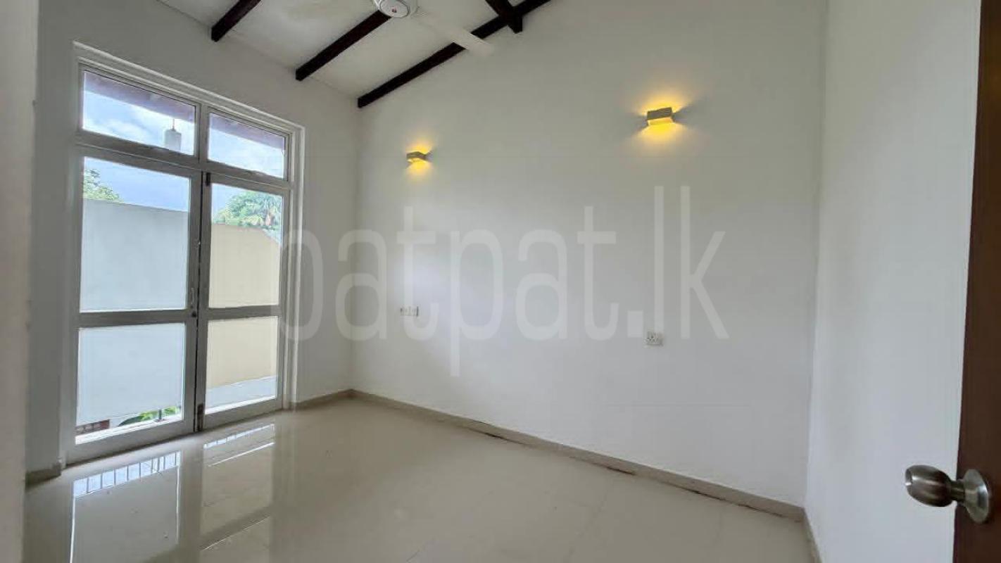 House for Sale in Piliyandala