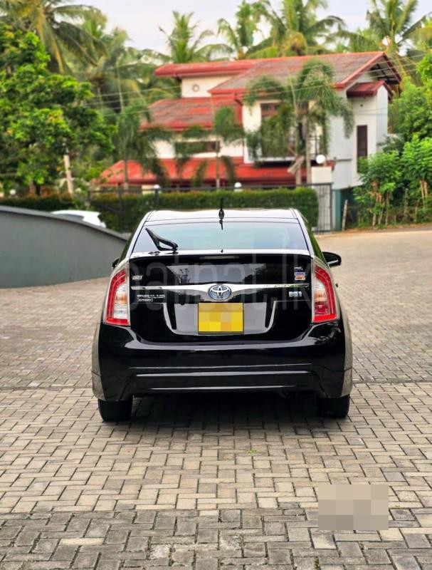 Toyota Prius 2013 - பயன்படுத்தப்பட்டது கார் sale in Sri Lanka - patpat.lk