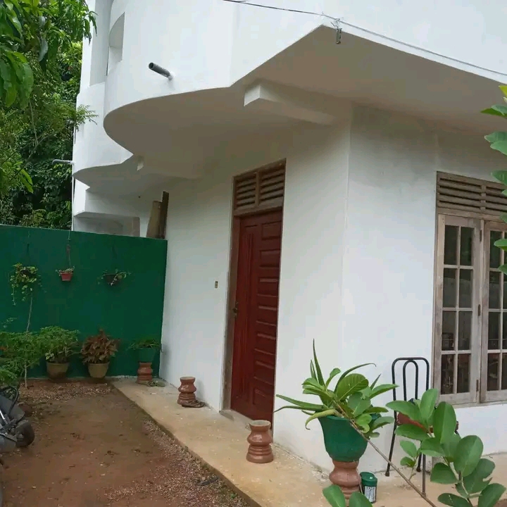 House for Sale in Veyangoda