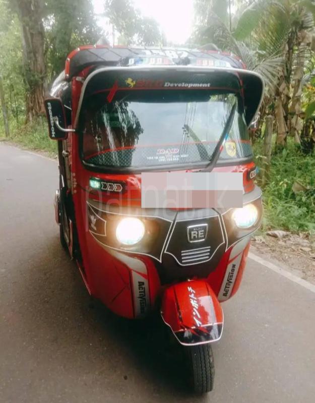 Bajaj 4 stroke 2016 - பயன்படுத்தப்பட்டது முச்சக்கர வண்டி sale in Sri Lanka - patpat.lk