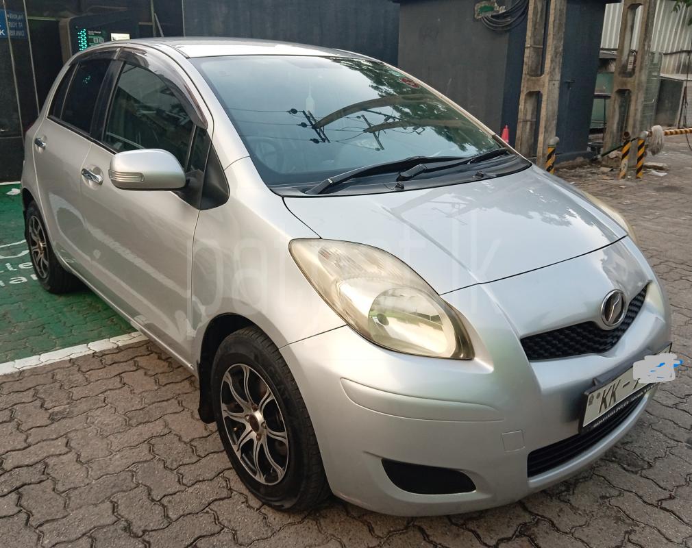 Toyota Vitz 2007 - பயன்படுத்தப்பட்டது கார் sale in Sri Lanka - patpat.lk
