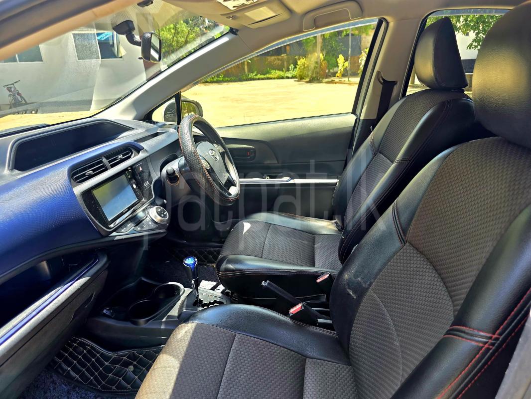 Toyota Aqua 2015 - Used Car sale in Sri Lanka - patpat.lk