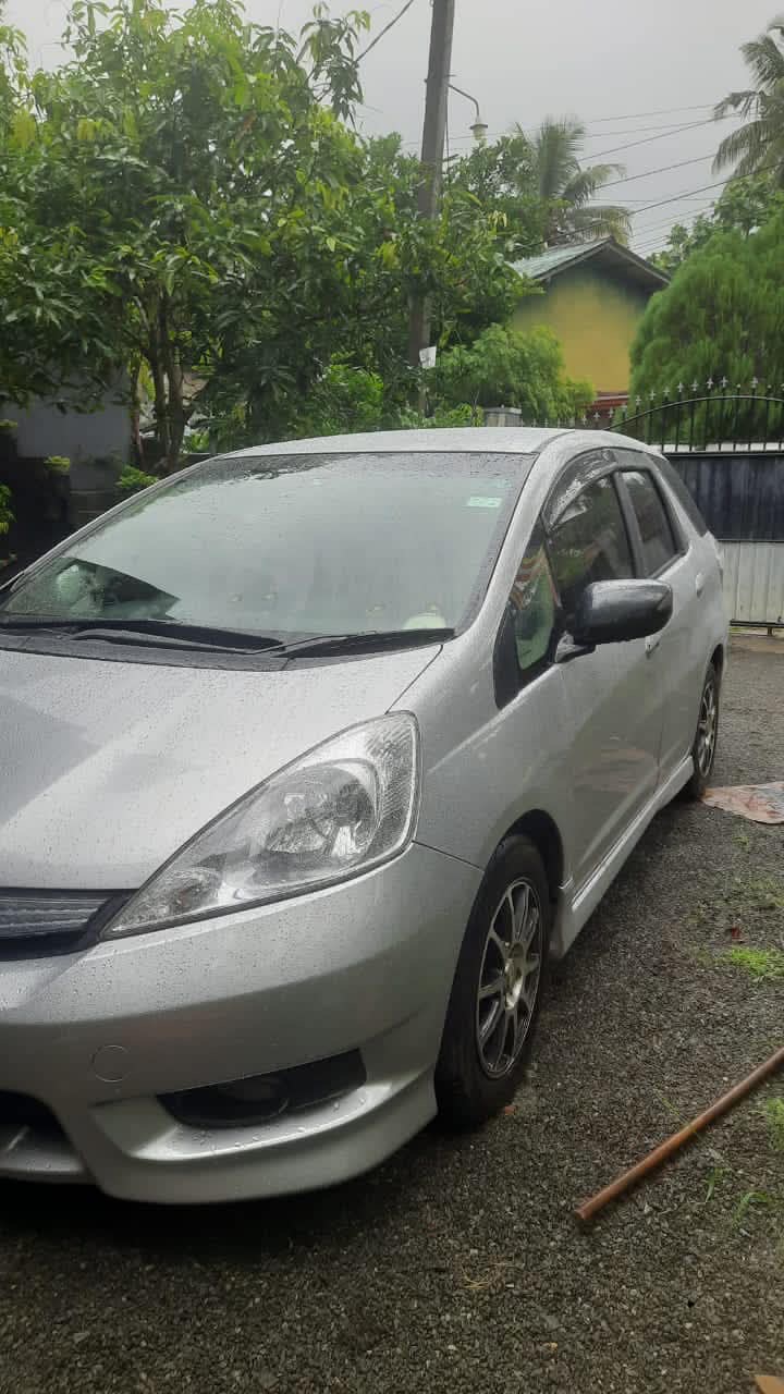 Honda FIT SHUTTLE 2012 - Used Car sale in Sri Lanka - patpat.lk