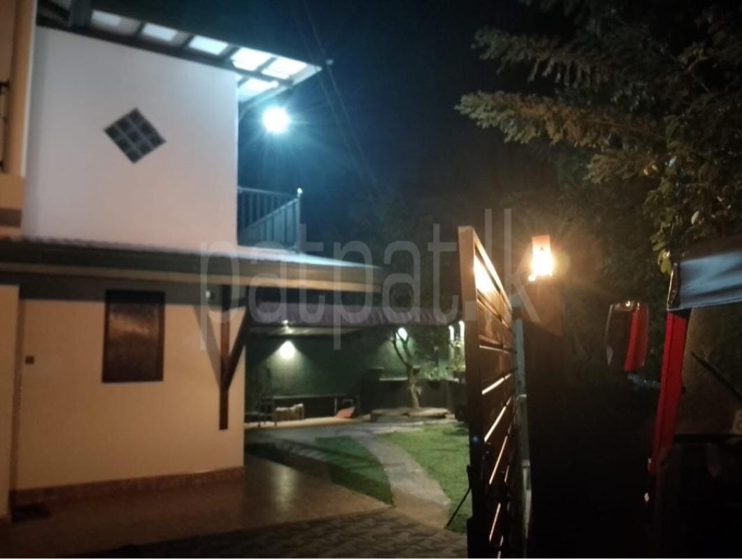 House for Sale in Imaduwa ads-image-1