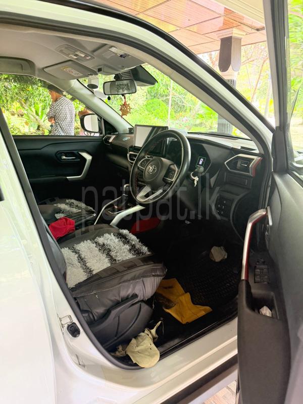 Toyota Raize 2020 - Used SUV sale in Sri Lanka - patpat.lk