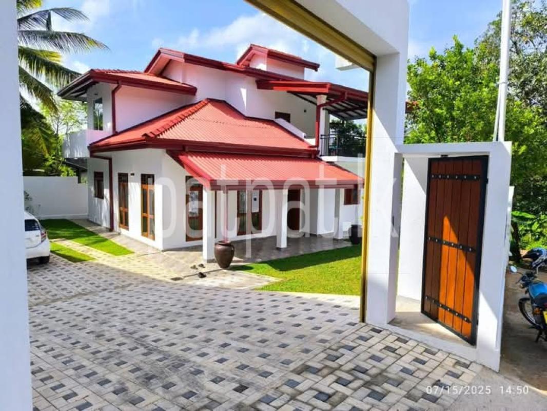 Advertisement image 4