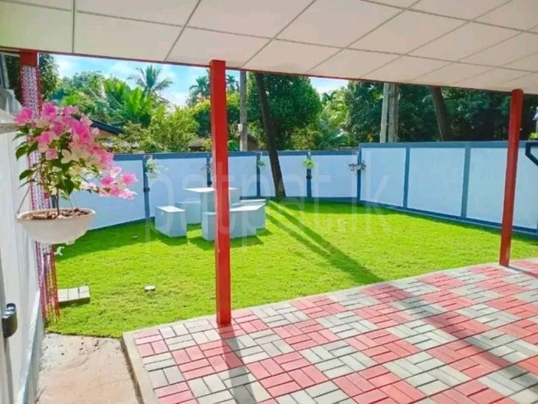 House for Sale in Weliveriya ads-image-1