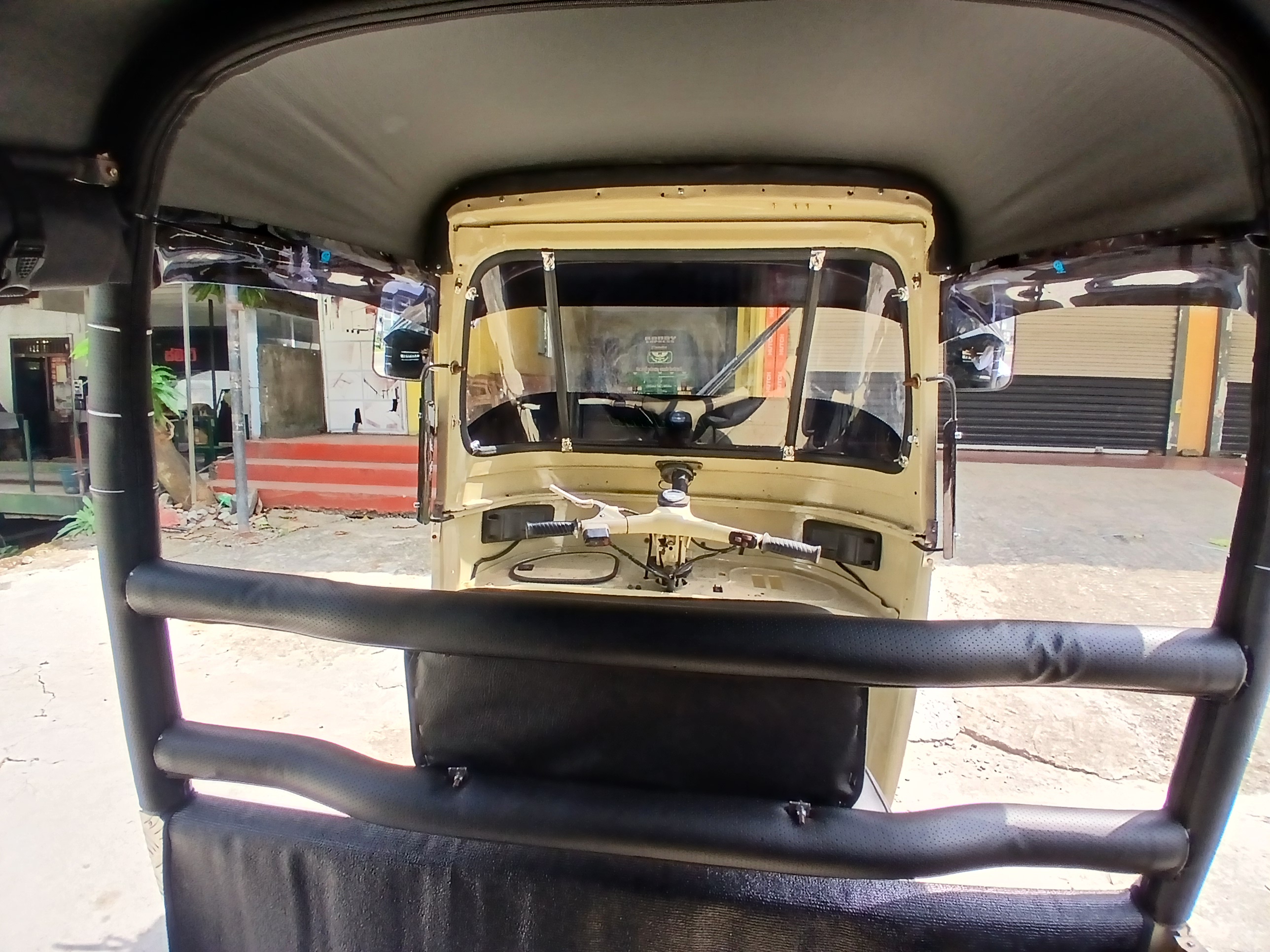 Bajaj Three Wheel 2003 - பயன்படுத்தப்பட்டது முச்சக்கர வண்டி sale in Sri Lanka - patpat.lk