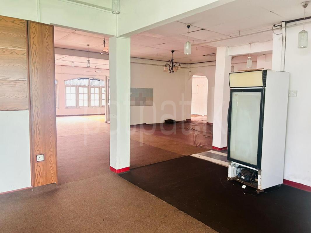 Advertisement image 1