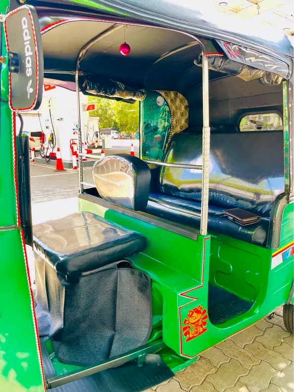 Bajaj Three Wheel 2010 - Used Three wheeler sale in Sri Lanka - patpat.lk