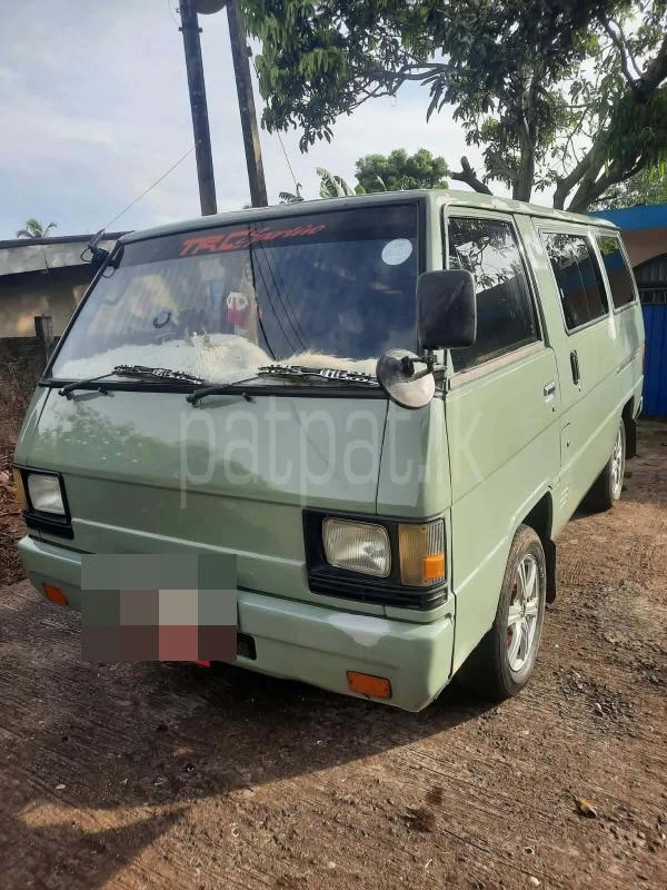 Mitsubishi L300 1980 - Used Van sale in Sri Lanka - patpat.lk