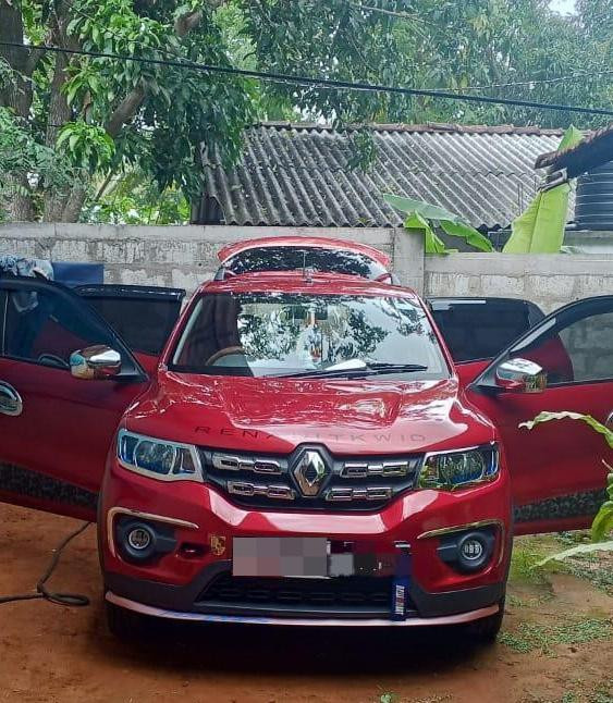 Renault KWID 2016 ads-image-1