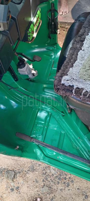 Bajaj Three Wheel 2014 - பயன்படுத்தப்பட்டது முச்சக்கர வண்டி sale in Sri Lanka - patpat.lk
