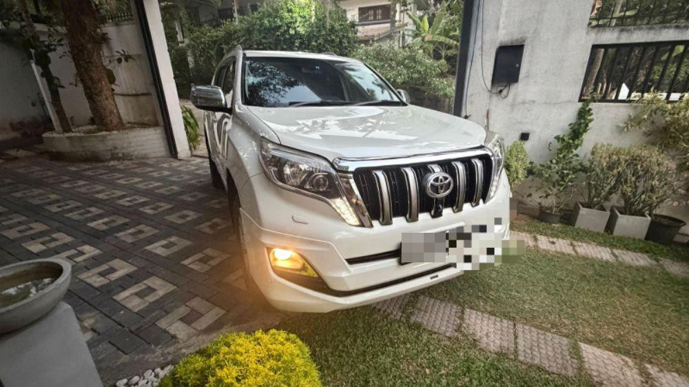 Toyota Land Cruiser 2018 ads-image-1