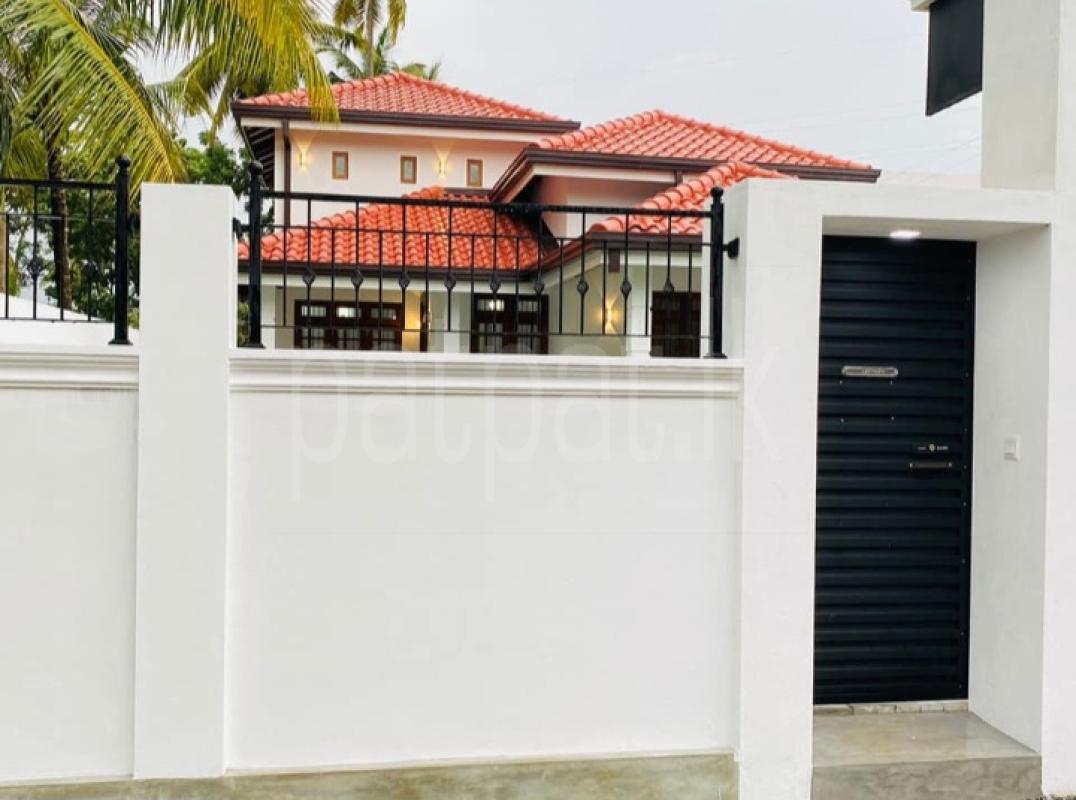 House for Sale in Negombo ads-image-1