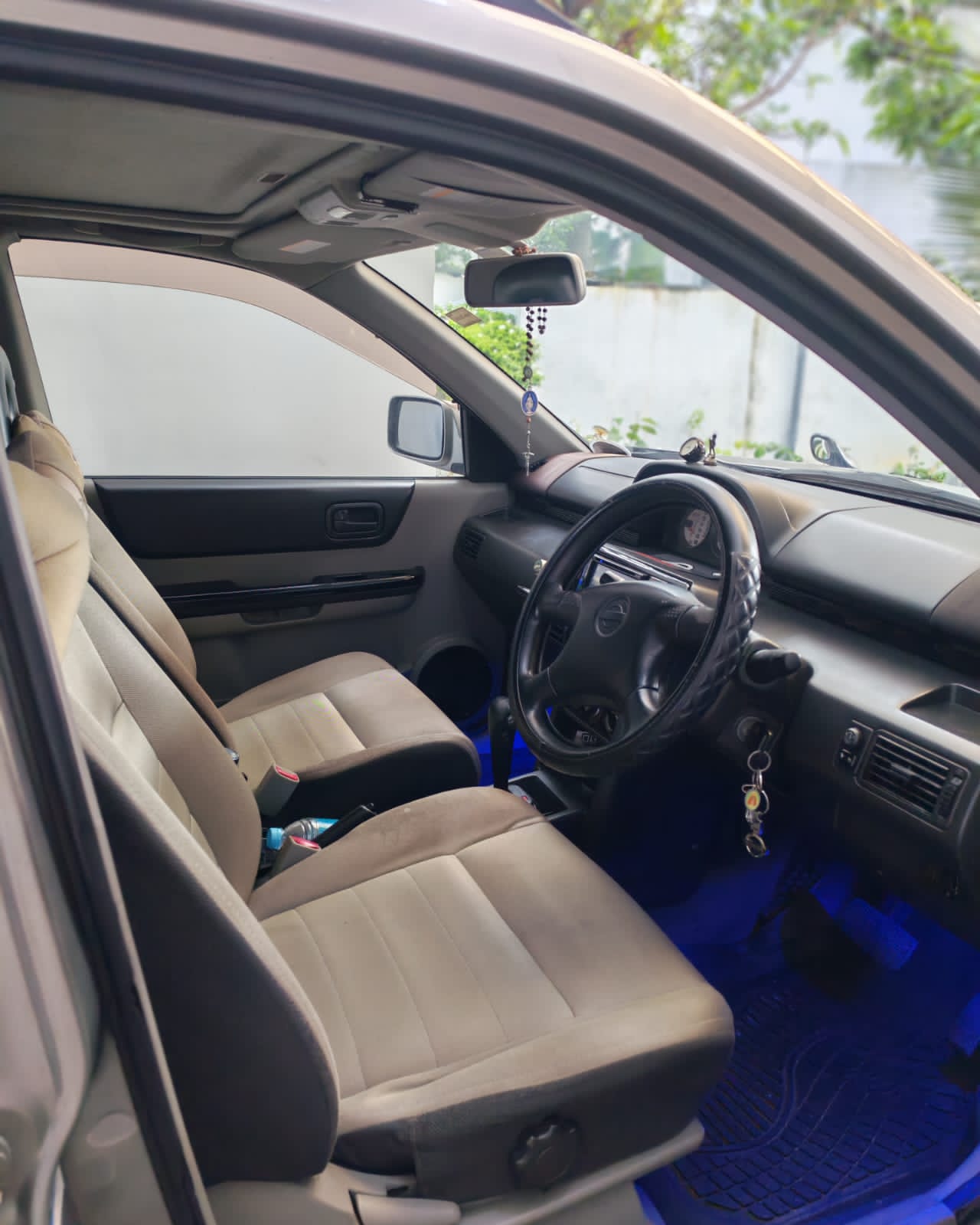 Nissan X Trail 2000 - பயன்படுத்தப்பட்டது SUV sale in Sri Lanka - patpat.lk