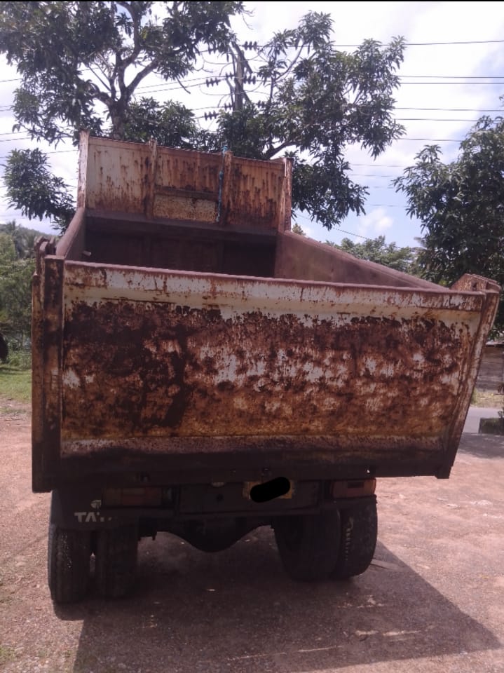 Tata 1615 2006 - பயன்படுத்தப்பட்டது டிரக் sale in Sri Lanka - patpat.lk