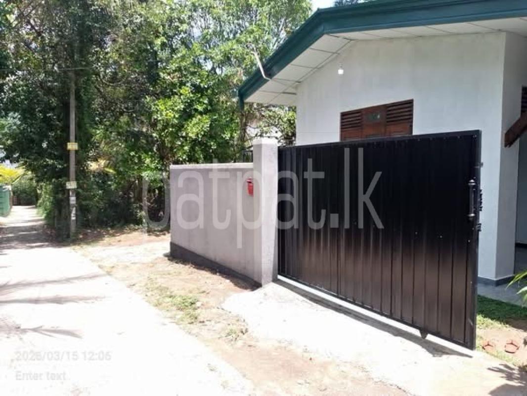 House for Sale in Yakkala