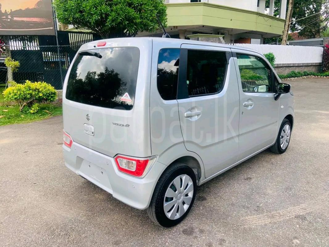 Advertisement image 6