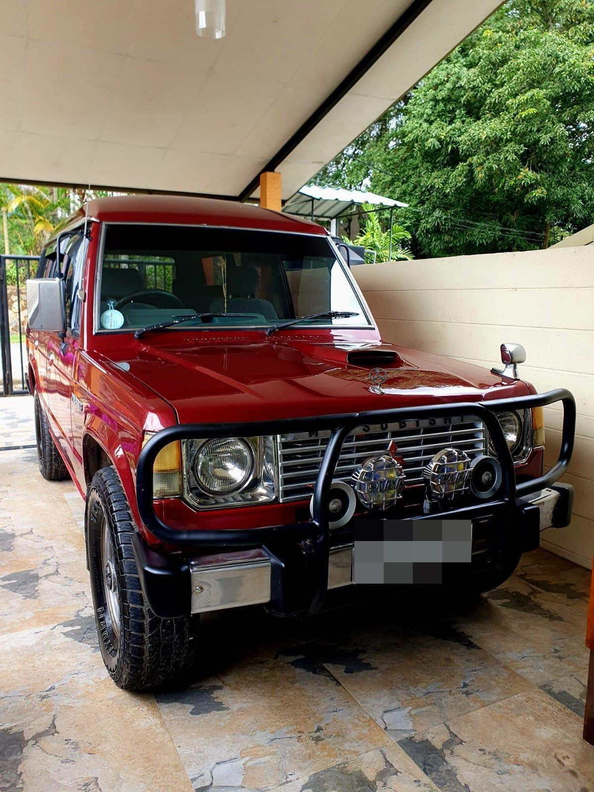 Mitsubishi Pajero 1990 ads-image-1