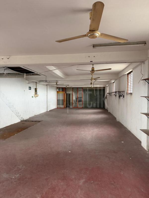 Building for Rent in Kadawatha