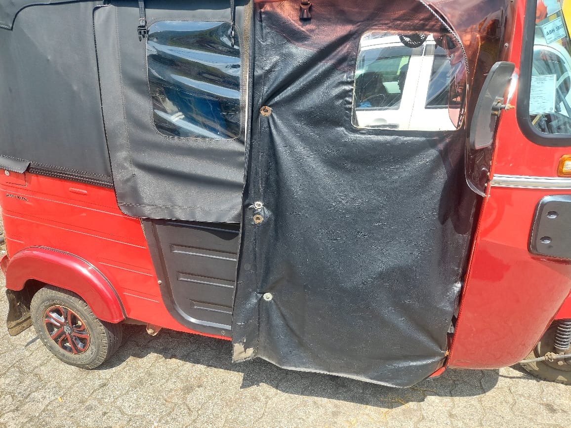 Bajaj Three Wheel 2016 - Used Three wheeler sale in Sri Lanka - patpat.lk