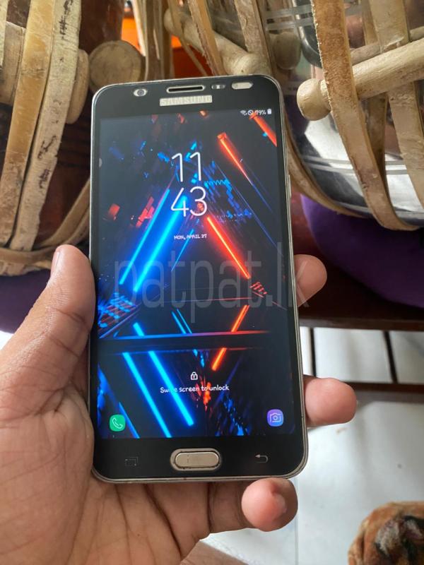 Samsung Gakaxy J7