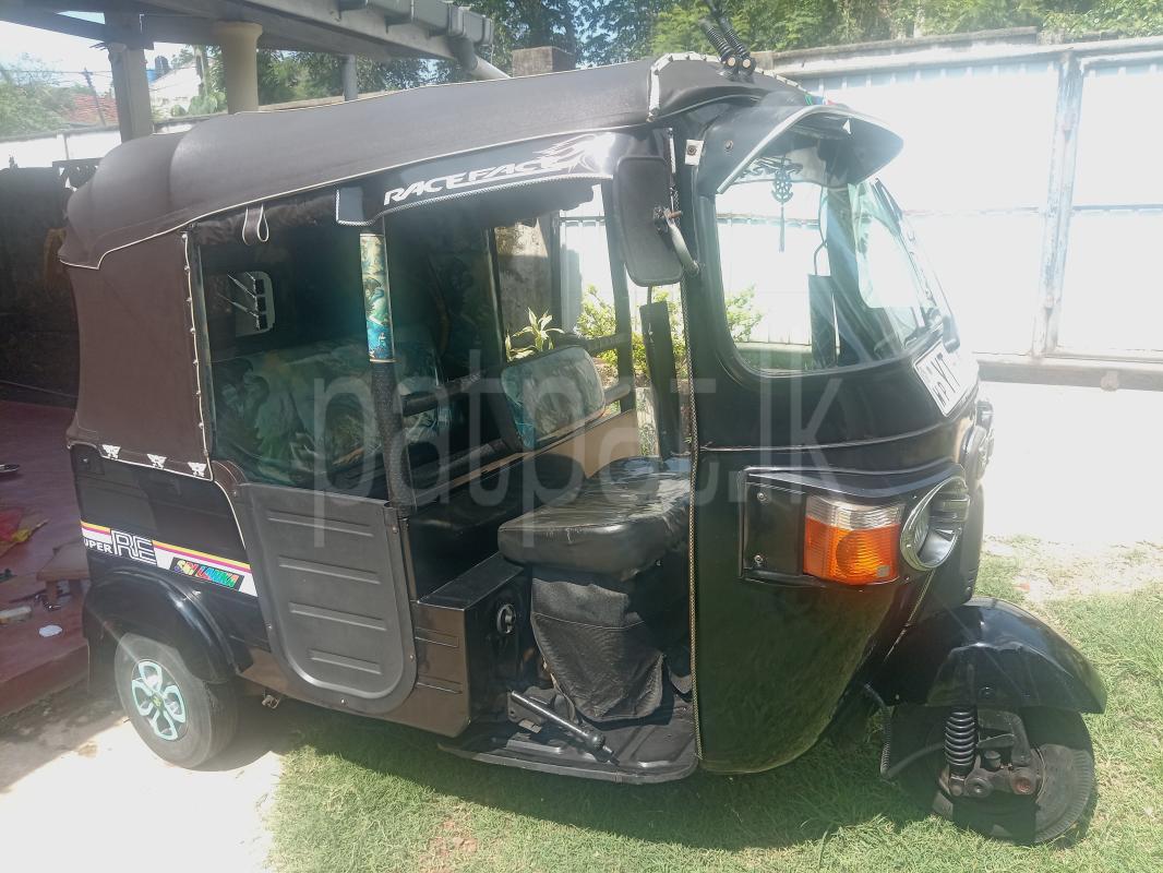 Bajaj Three Wheel 2011 - பயன்படுத்தப்பட்டது முச்சக்கர வண்டி sale in Sri Lanka - patpat.lk