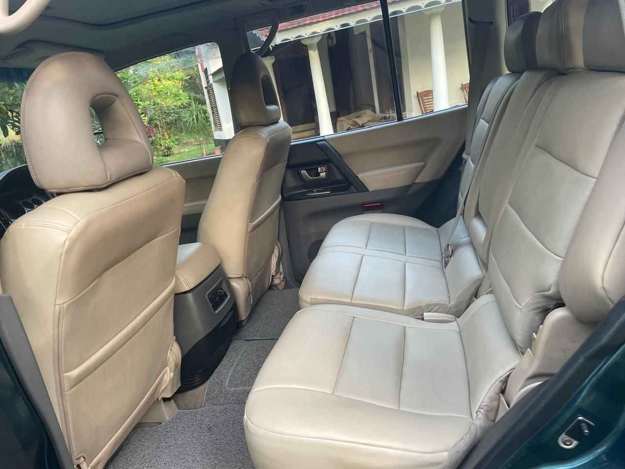 Mitsubishi Montero 2002 - Used SUV sale in Sri Lanka - patpat.lk