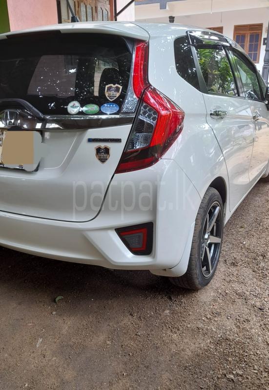 Advertisement image 6